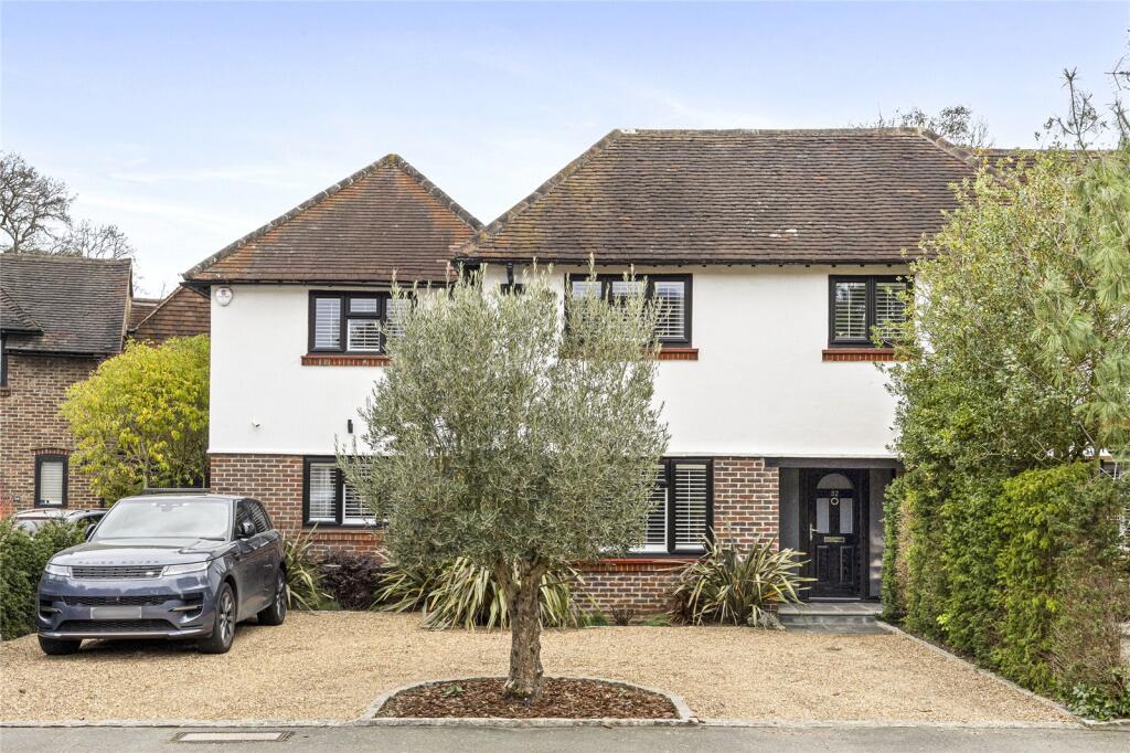 Main image of property: Oatlands Close, Weybridge, Surrey, KT13