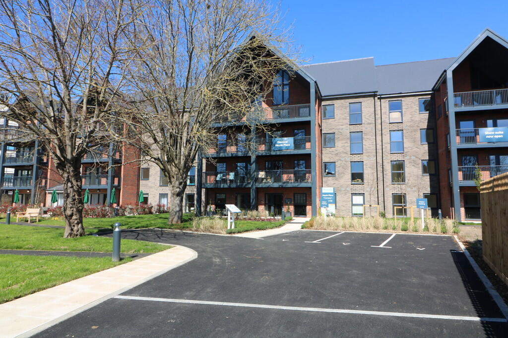 Main image of property: London Road, Southend-on-Sea