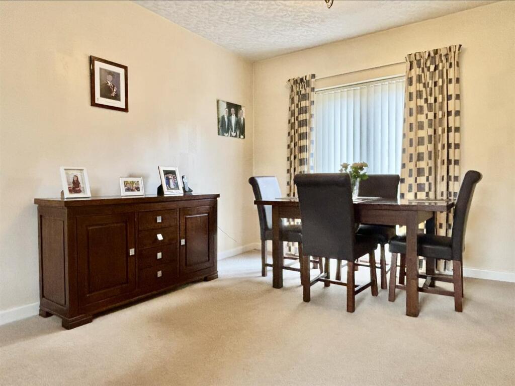 Woodvale Way, Bradford 7 photo 3