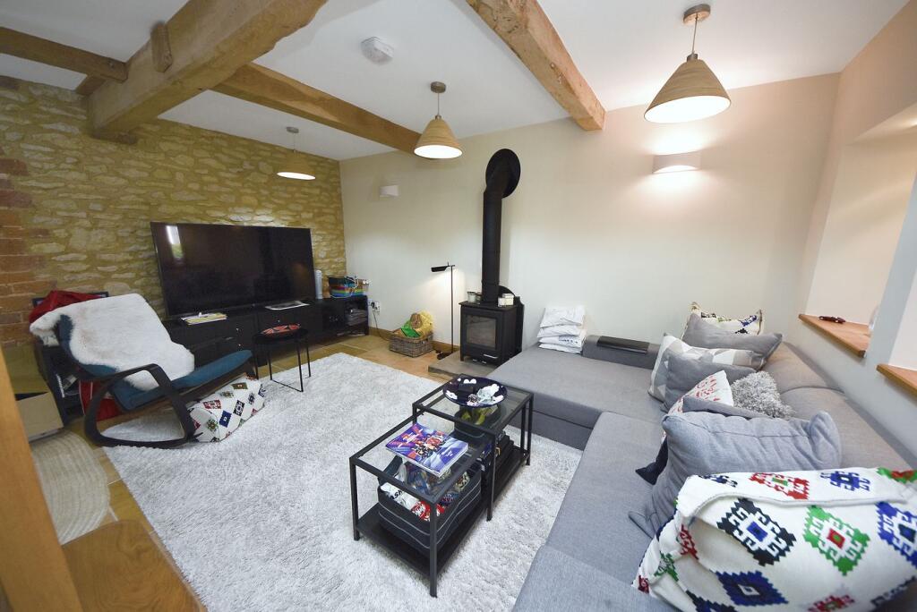 Chapel Road, Greatworth, OX17 photo 4