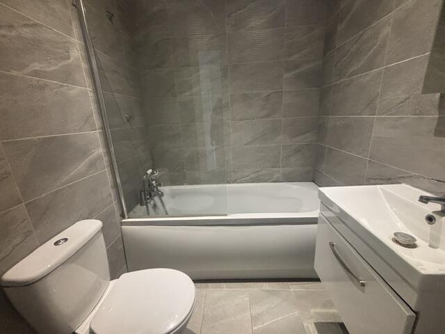 Apartment in Swindon - View 4