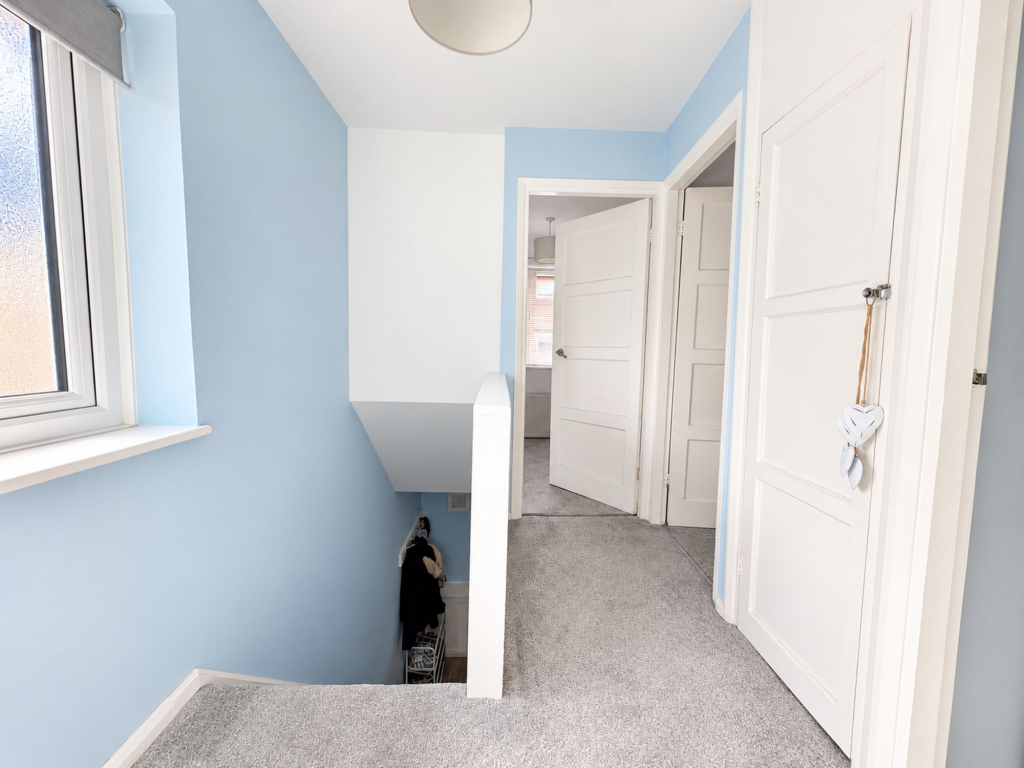 House in North West Leicestershire, Ravenstone with Snibstone - More