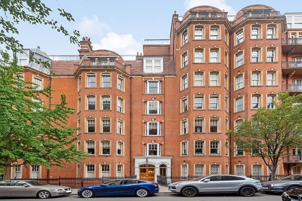 Main image of property: Oakwood Court, London W14