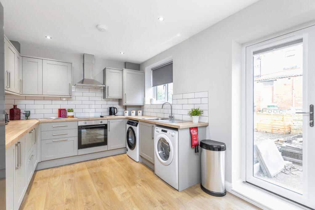 House in Leeds - View 5