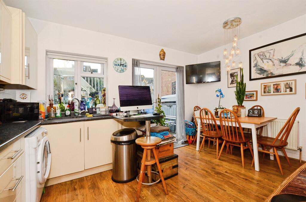 Additional image 9 of Kingcroft Road, Harpenden