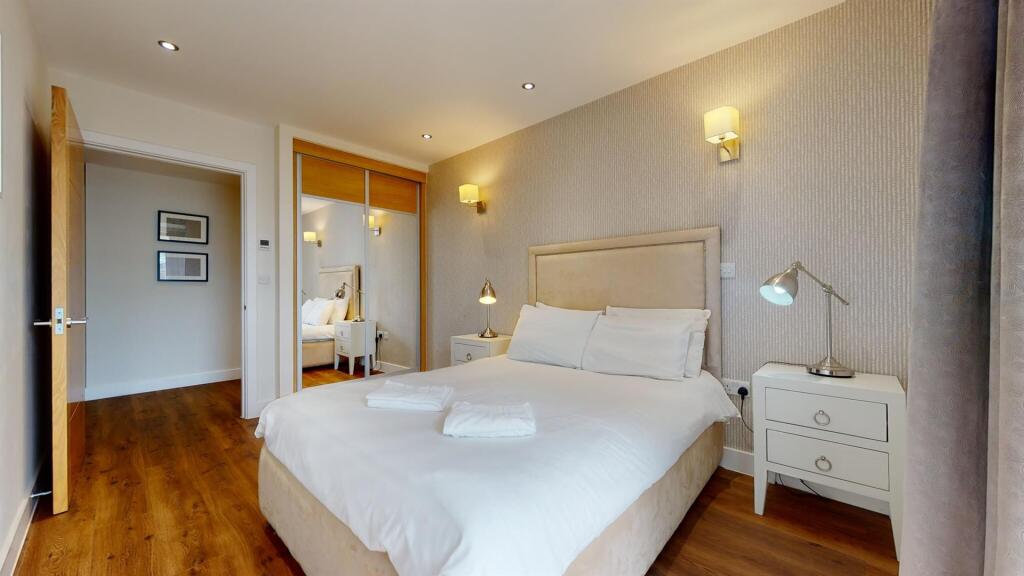 Main image of property: 80 Back Church Lane, Twyne House Apartments, London