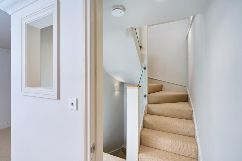 Additional image 17 of Circus Mews, Bath, BA1