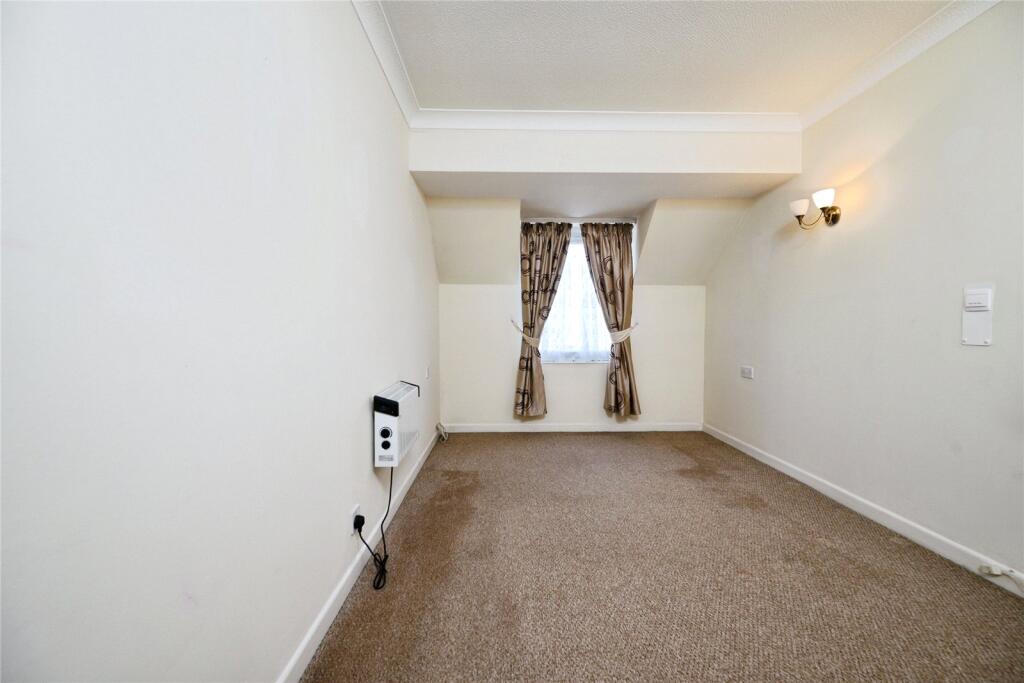 Apartment in Portsmouth - View 5