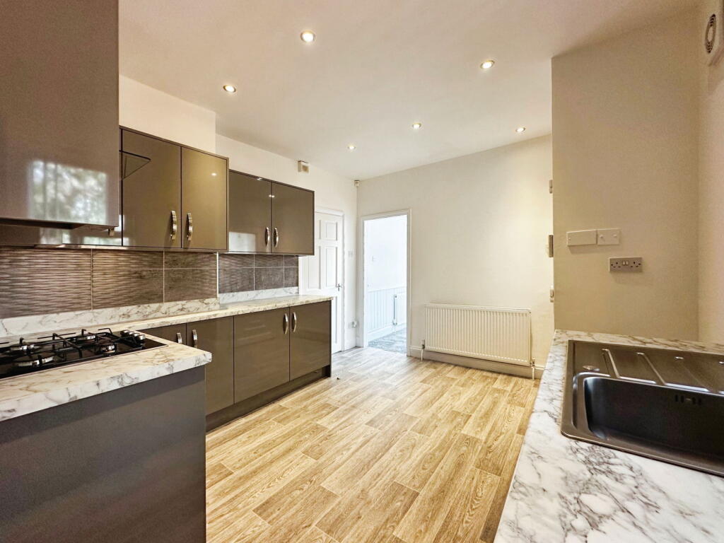 1, Victoria Road, Tettenhall, Wolverhampton, WV6 9LY photo 3