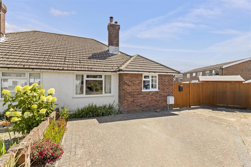House in Wealden, Hailsham