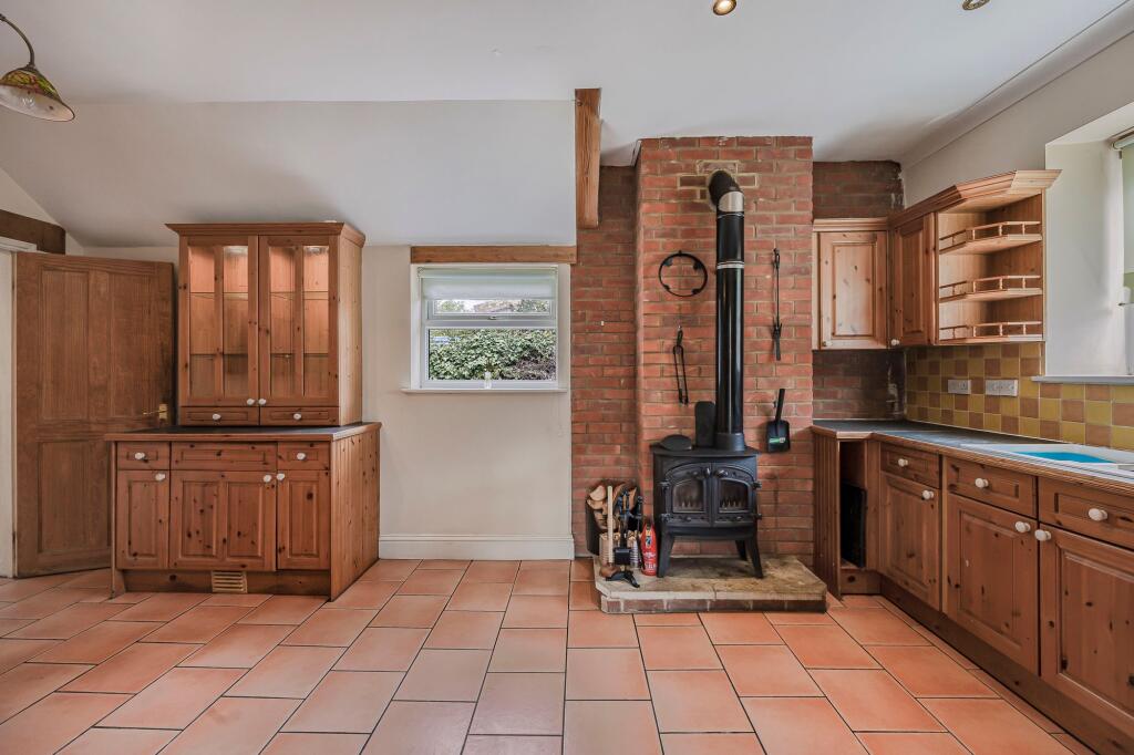 Wroughton, Berkley Farm, SN4 photo 4
