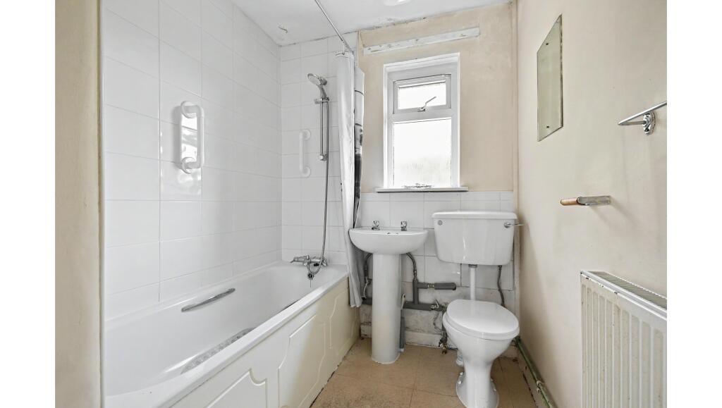 House in Dorchester - View 4