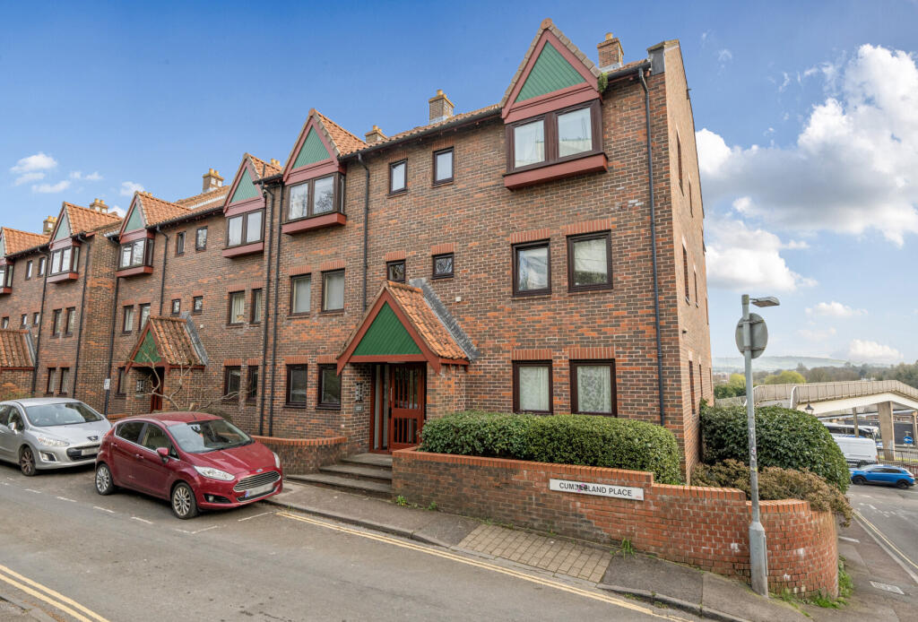 Main image of property: Cumberland Place, Bristol, BS8
