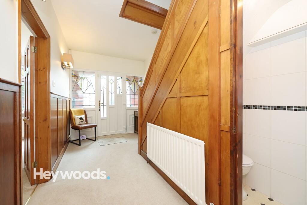 House in Newcastle-under-Lyme, The Westlands - More
