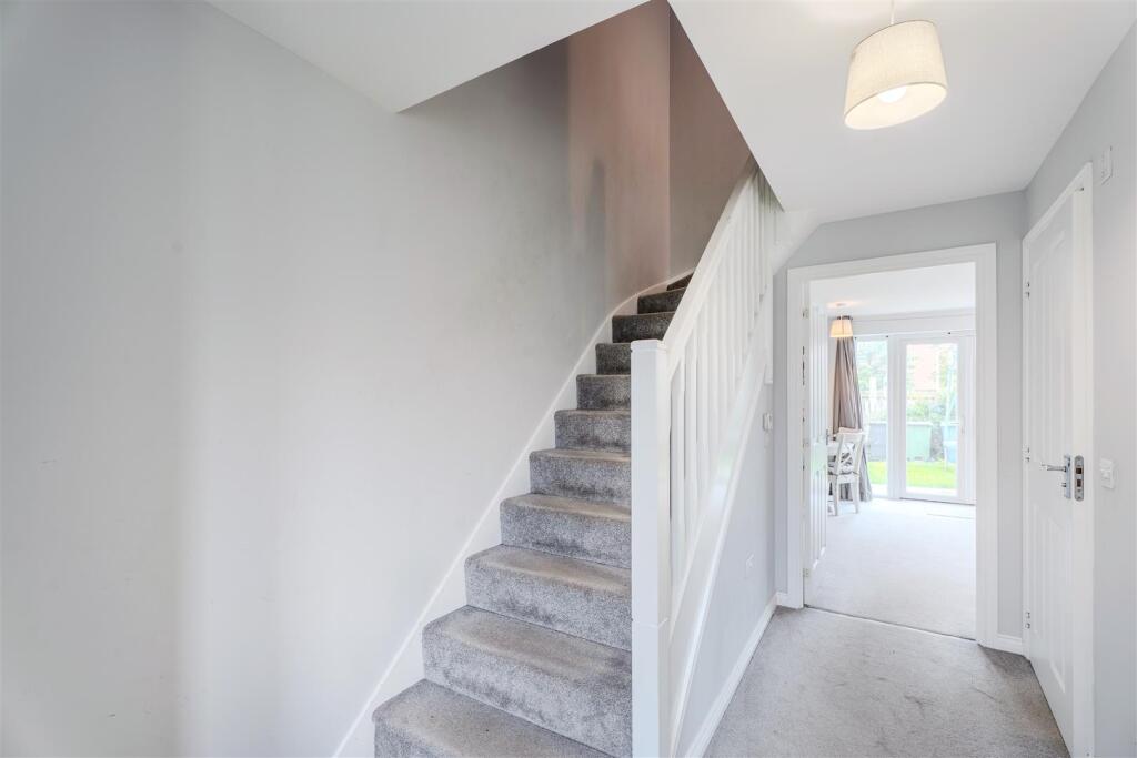 House in Winchburgh, Seton Park, West Lothian - View 5