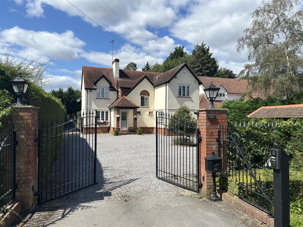 Main image of property: Coppermill Road, Wraysbury, Staines-Upon-Thames