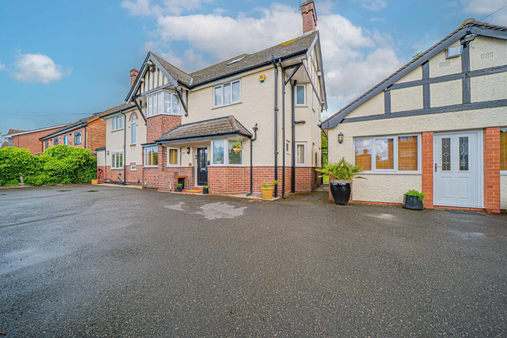 Paradise Lane, Birmingham, B28