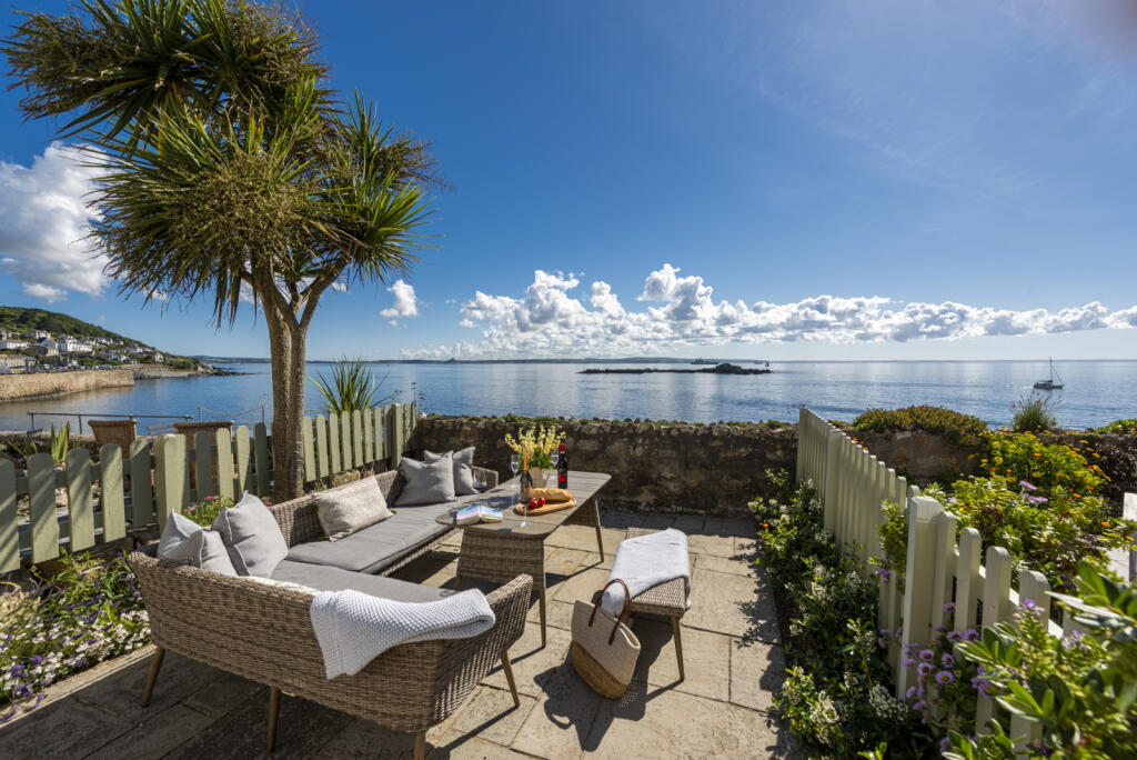 The Saltponds, Mousehole, TR19 6SQ photo 3