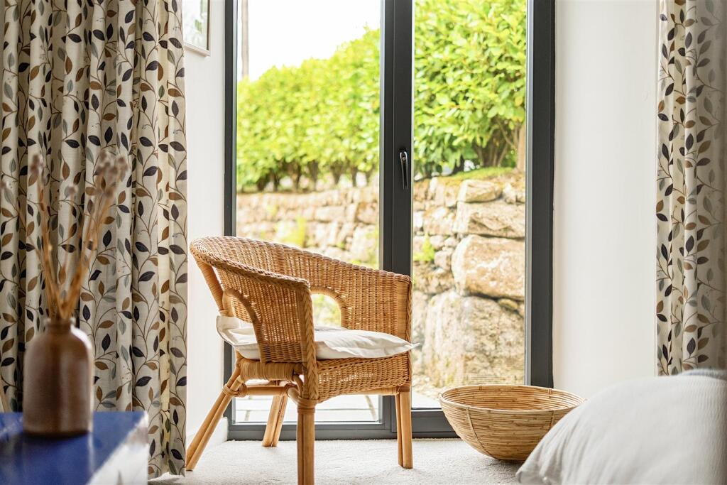 House in Truro - View 4