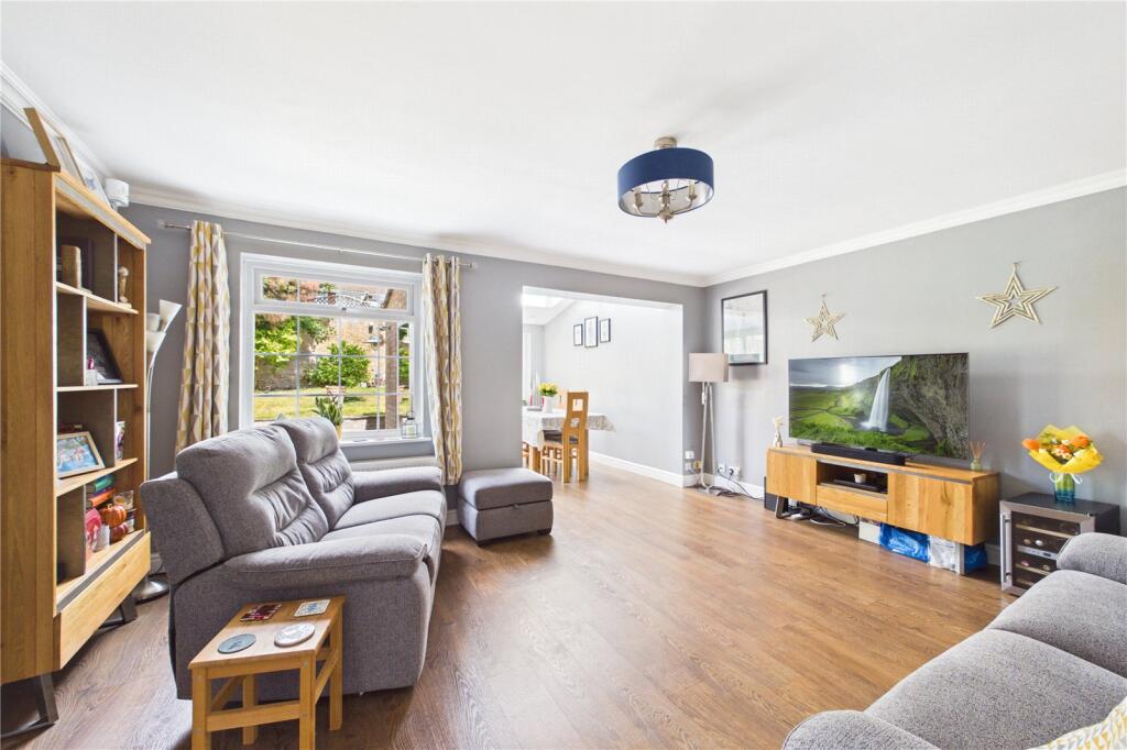 Fern Walk, Calcot, Reading, Berkshire, RG31 - View 4