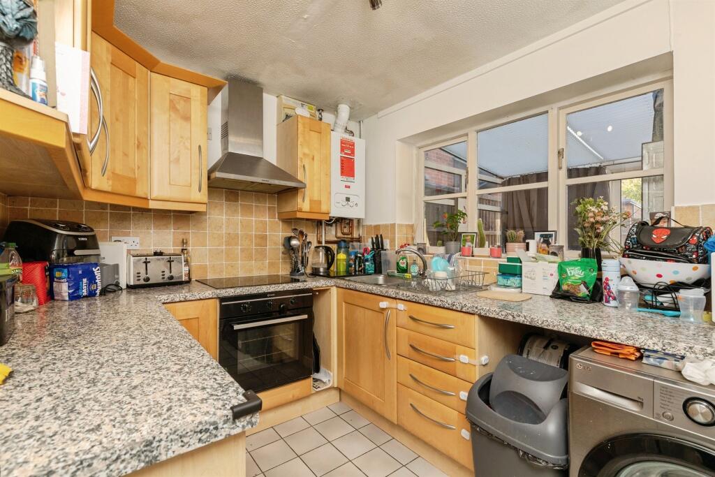 The Willows, Yate, Bristol photo 4