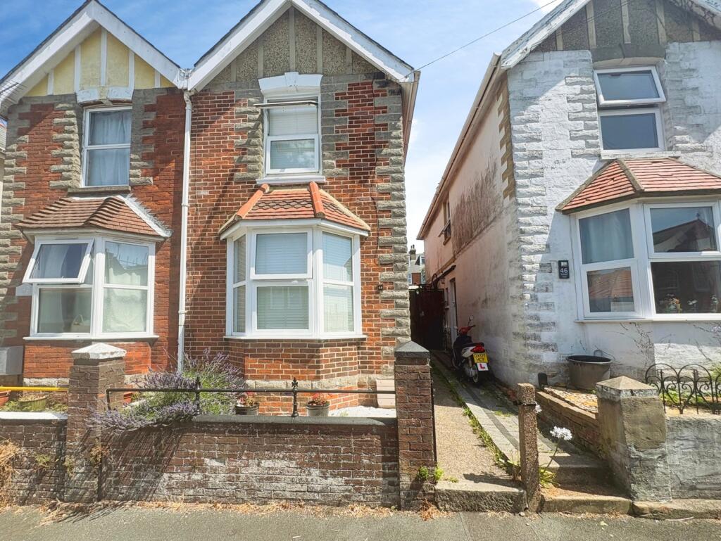 Main image of property: Orchard Road, East Cowes, Isle of Wight