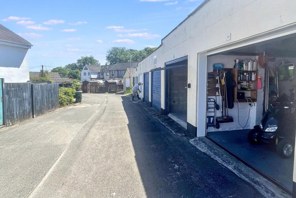 Garage 27, rear of Barlanwick. Penzance, Barlanwick,Cornwall, TR18 4SA - View 5