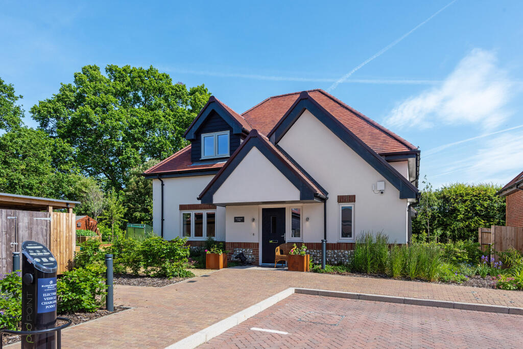 Main image of property: Hambledon Lodge, Wittcomb Way, Horndean, Waterlooville, Hampshire