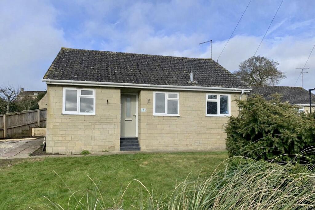 Main image of property: Kembles Close, Malmesbury, SN16