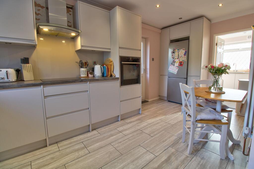 House in Ipswich - View 5