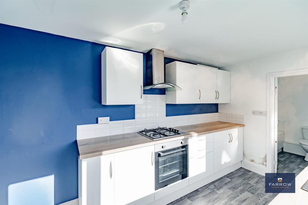 House in Doncaster - View 4