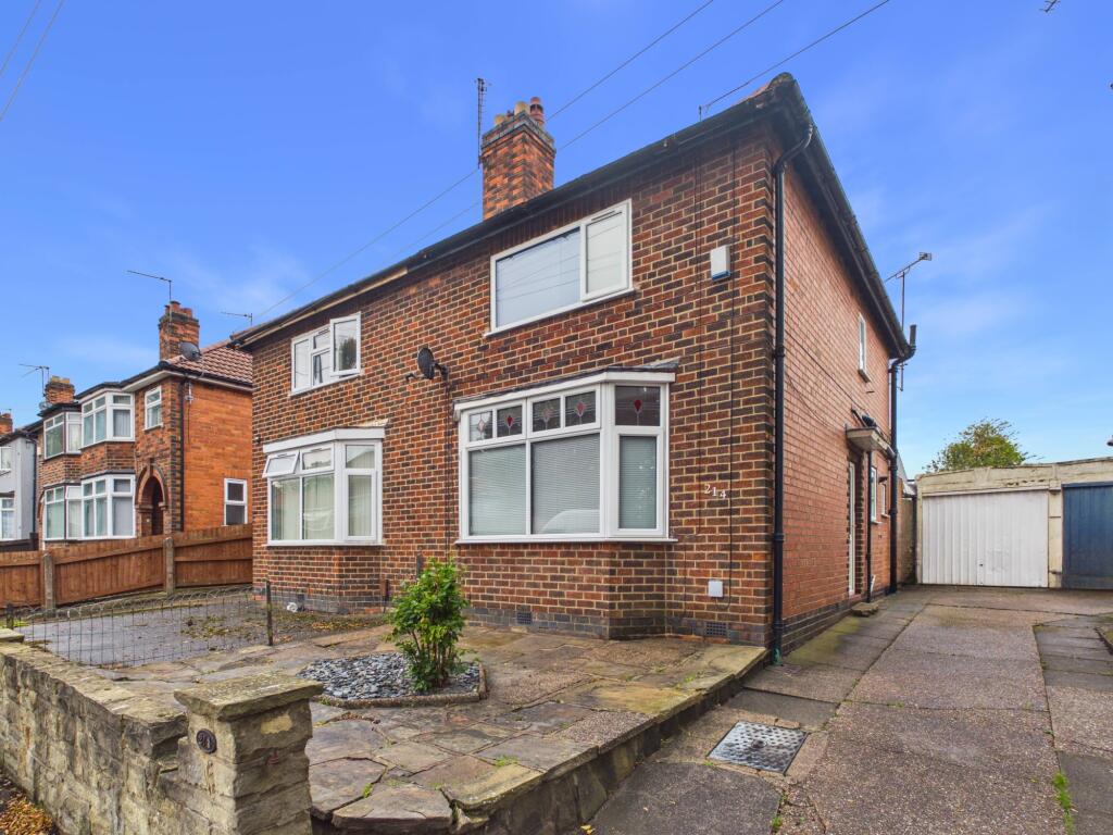 3-bed semi-detached on Portland Street, Derby, £180,000