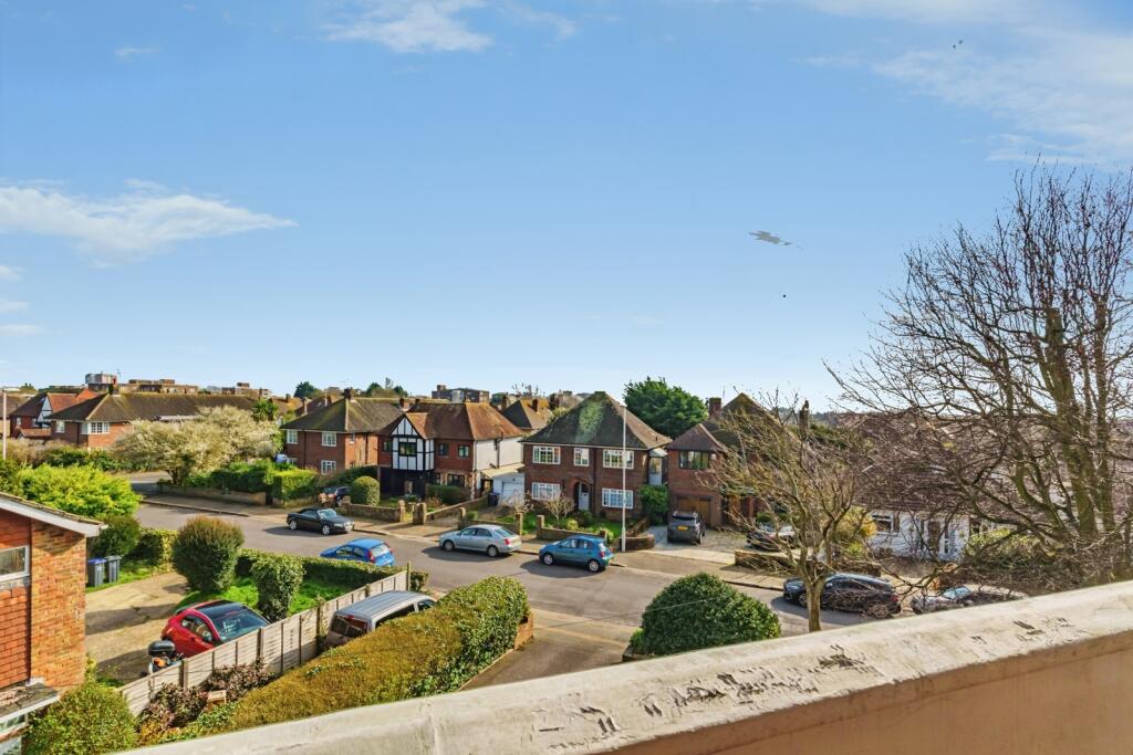 Lansdowne Road, Worthing, West Sussex, BN11 photo 2
