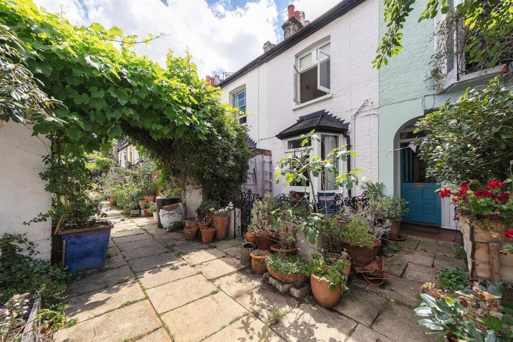 Main image of property: Choumert Square, Peckham