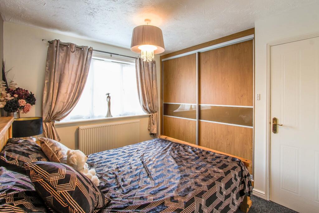 Additional image 14 of 57 College Green, Yeovil