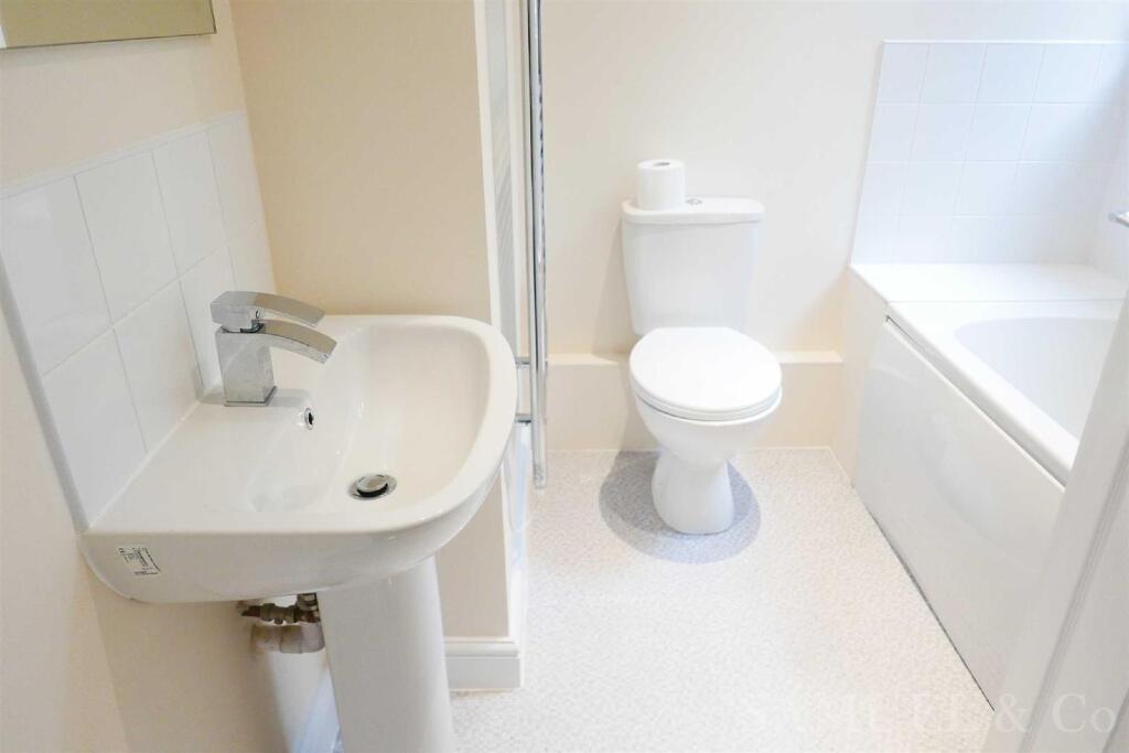Apartment in Dudley - View 3