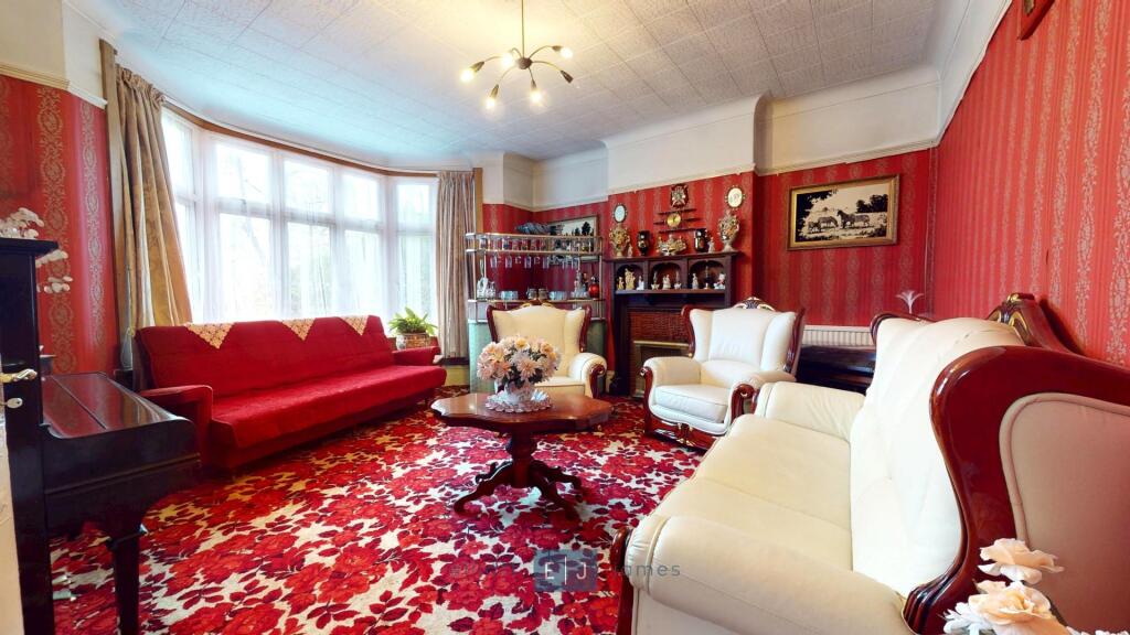 Blake Hall Road, London photo 3