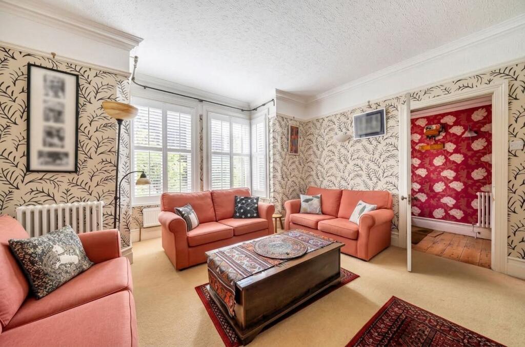 House in Salisbury - More