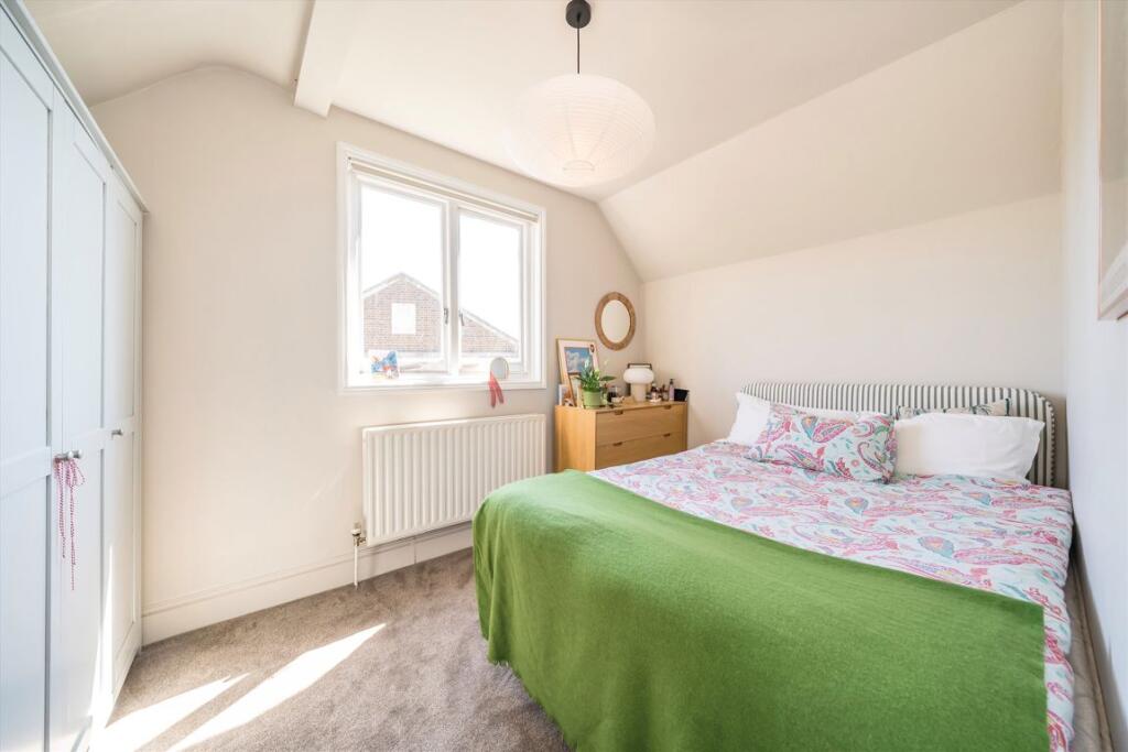 Apartment in London - View 5