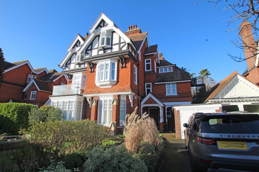 Denton Road, Eastbourne, BN20 7ST
