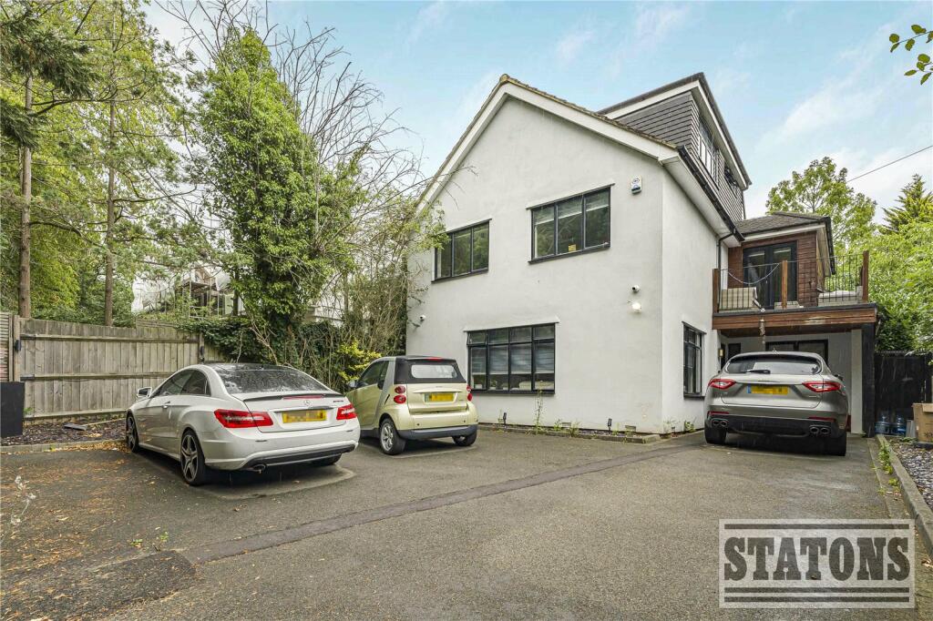 Main image of property: Hendon Wood Lane, Mill Hill, London, NW7