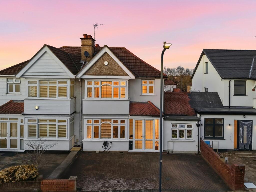 Main image of property: Totternhoe Close, Harrow, Greater London, HA3