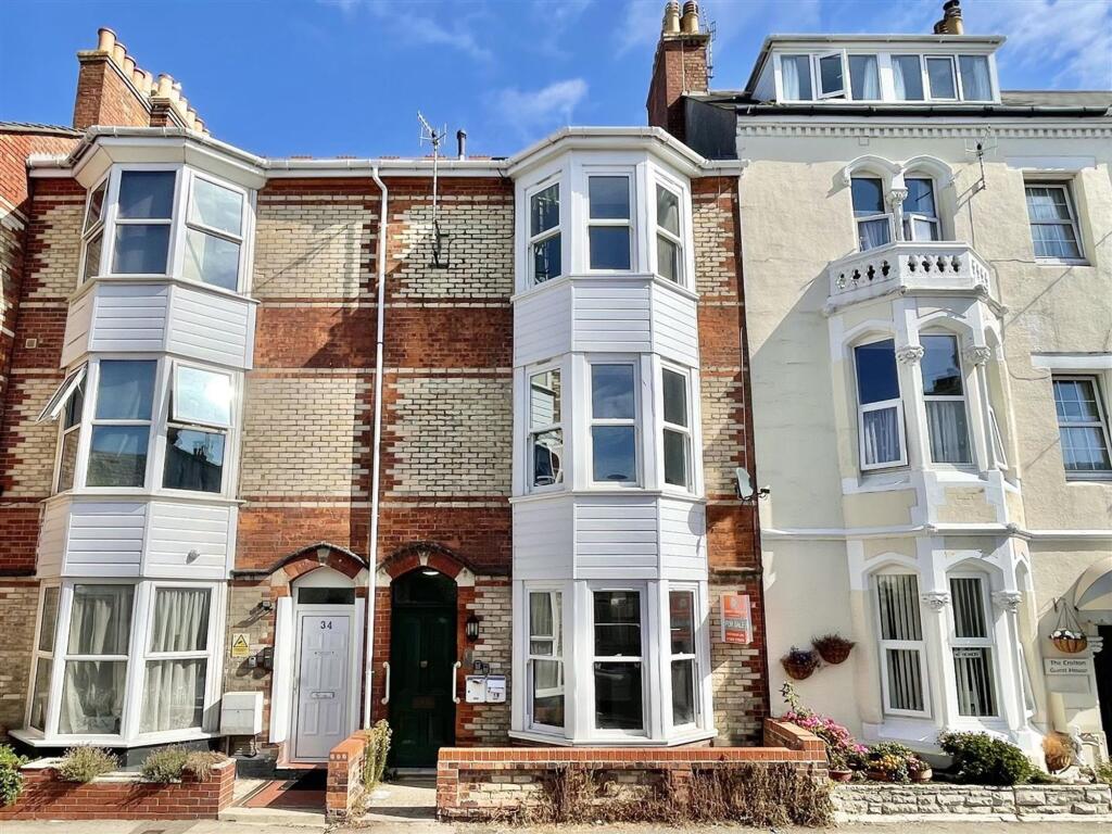 Apartment in Dorchester - More
