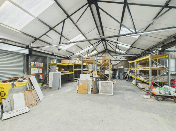Warehouse-i.png