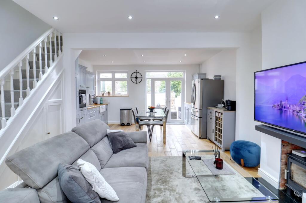 House in Rainham - View 2