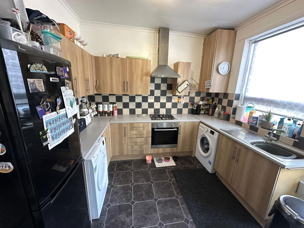 21 Park Street, Royton, Oldham, OL2 6QW photo 4