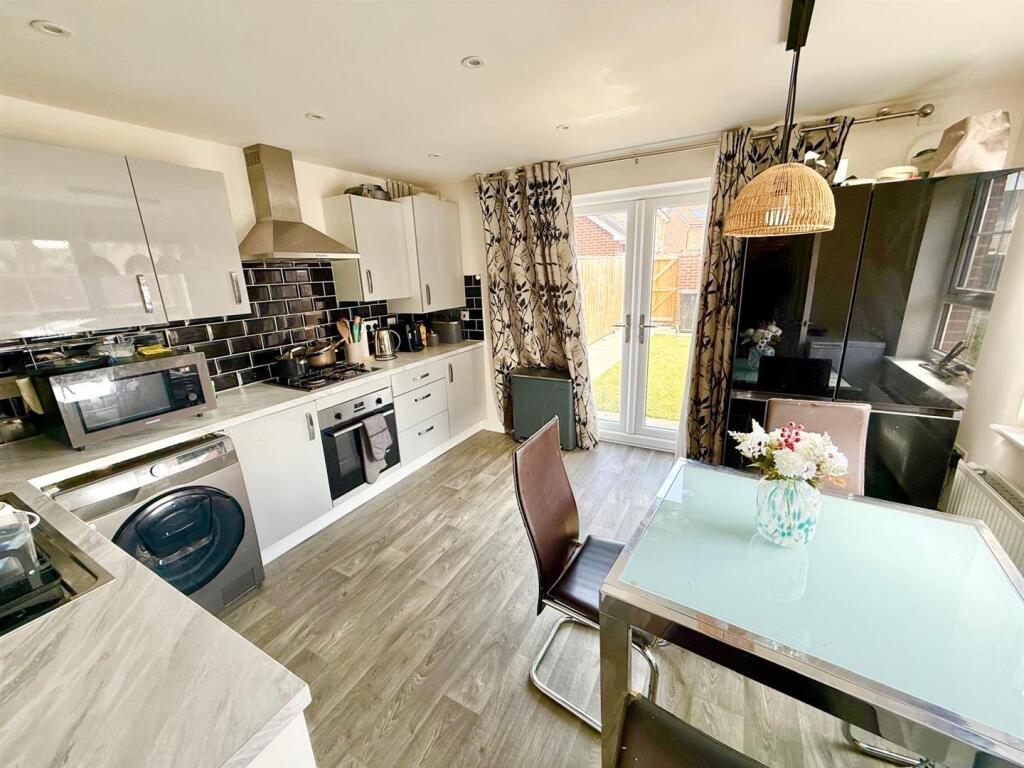 House in Stockport - View 3