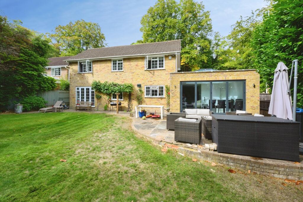 House in London - More