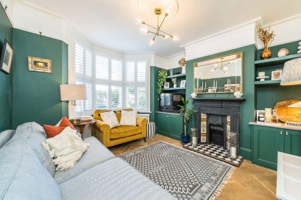 House in London - More