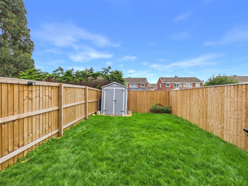 House in Doncaster, Armthorpe - View 3